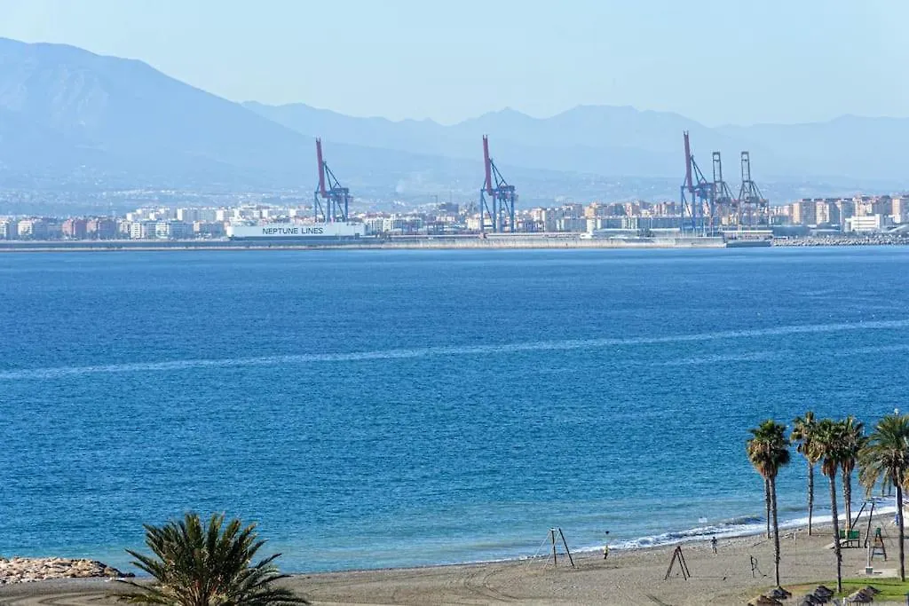 El Palo Malaga Beach Apartment 0*,
