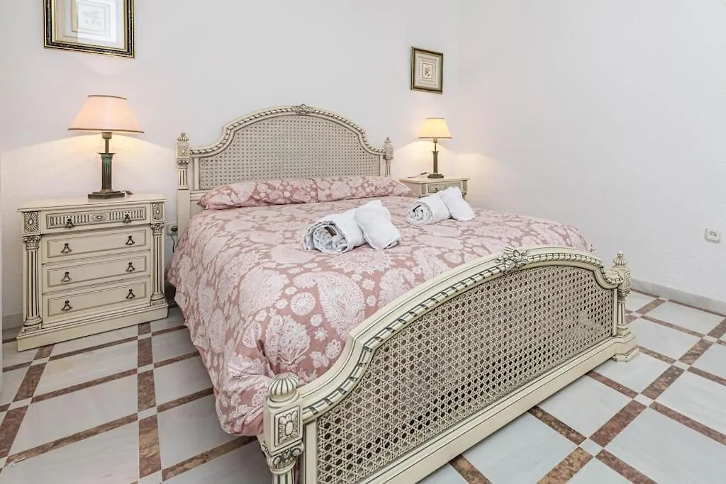 El Palo Malaga Beach Apartment