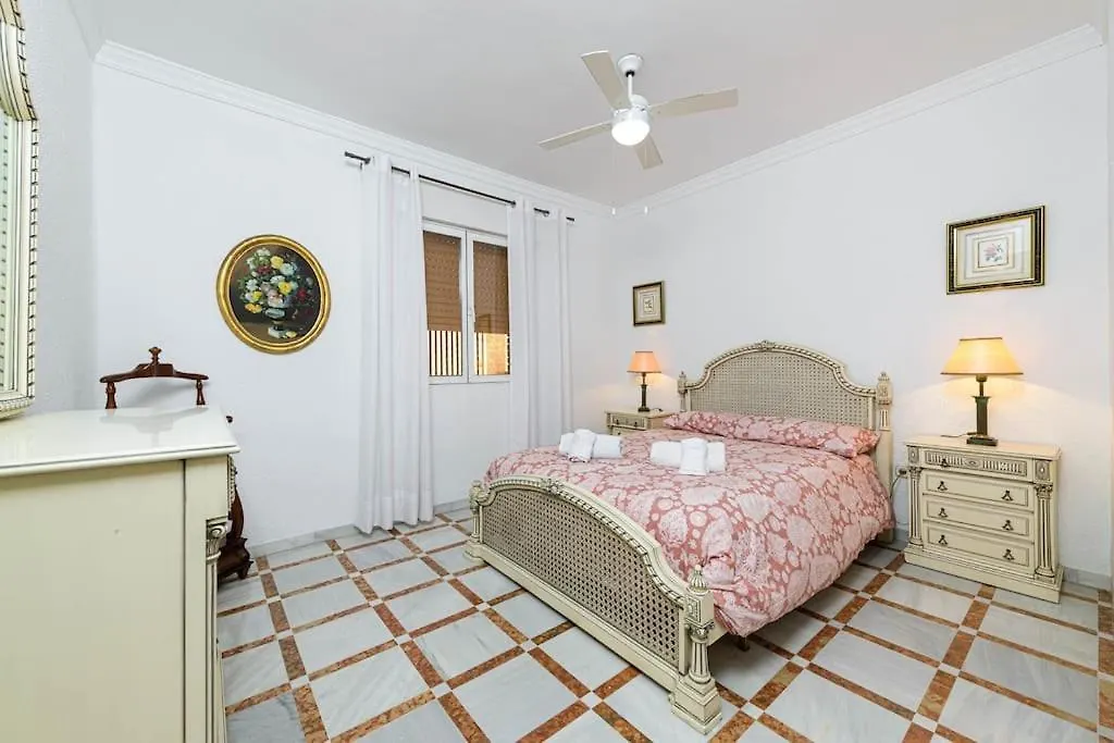 El Palo Malaga Beach Apartment
