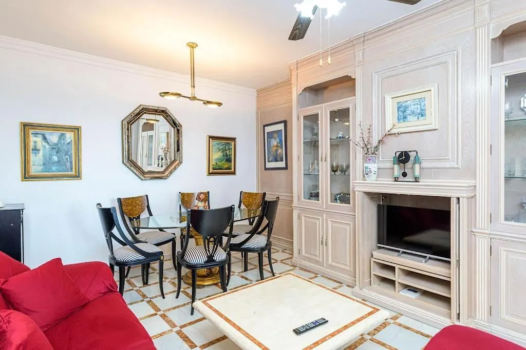El Palo Malaga Beach Apartment 0*,