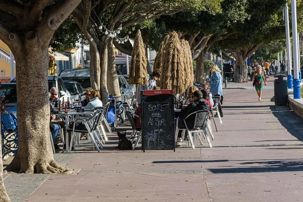 El Palo Malaga Beach Apartment